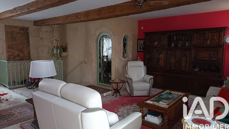 Maison - 255 m² - 6 pièces