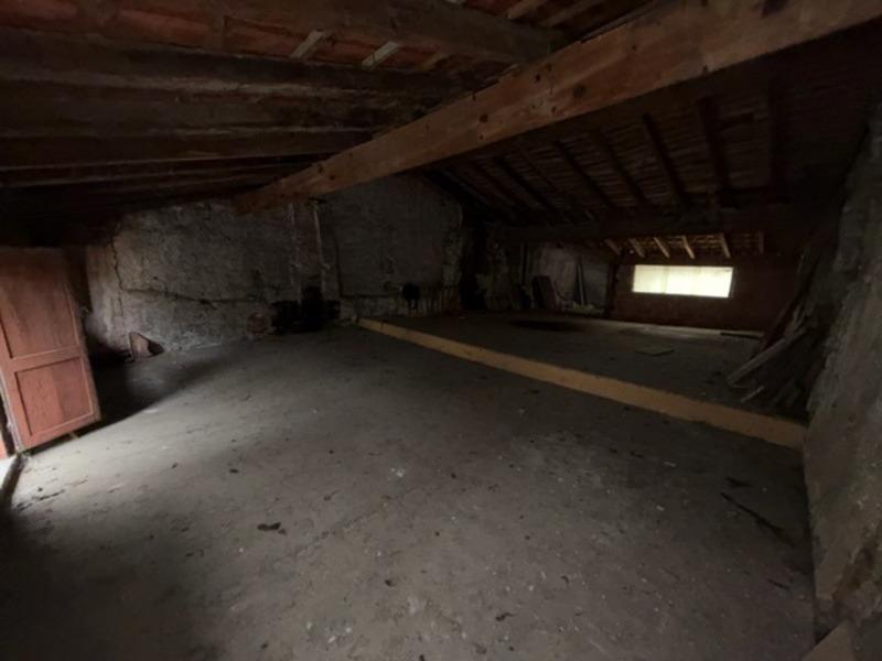 Maison traditionnelle - 105 m² - 1 pièce