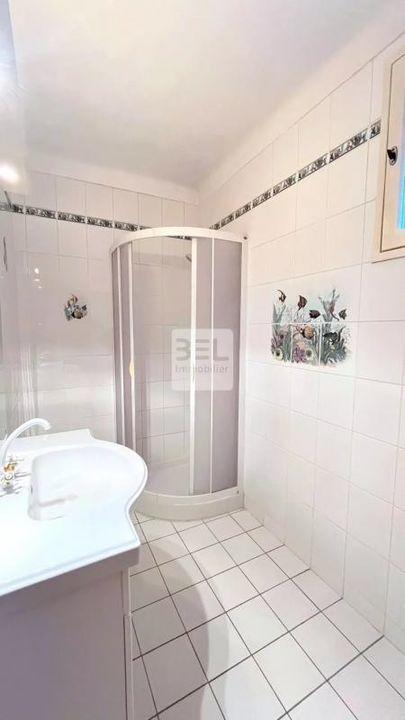 Propriété - 193 m² - 5 pièces