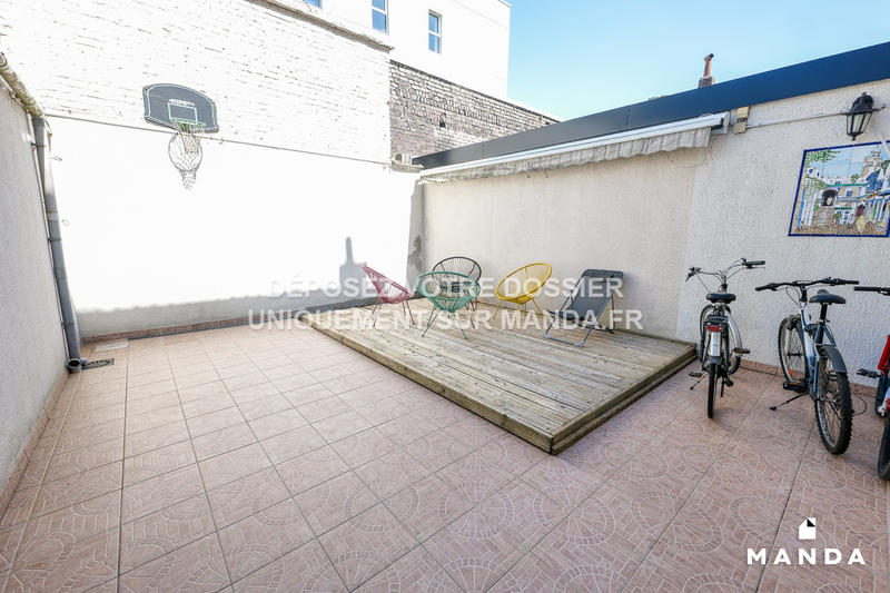 Chambre - 10 m² - 7 pièces