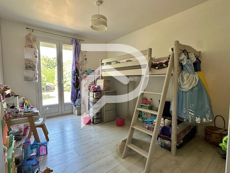 Maison - 93 m² - 4 pièces