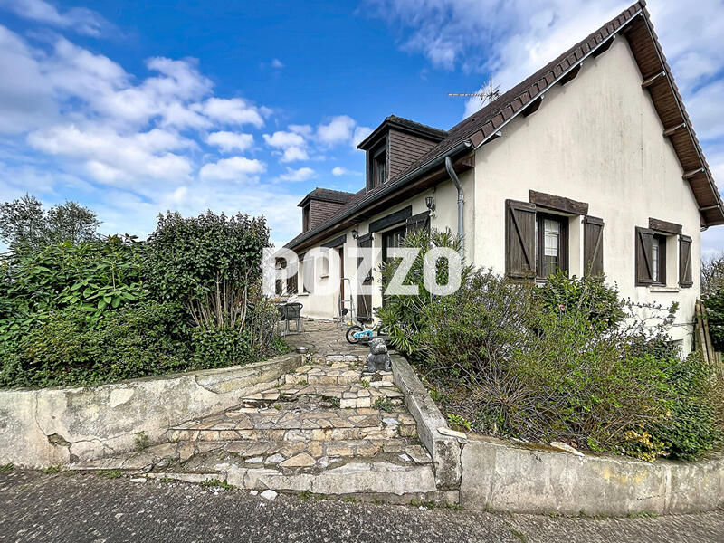 Maison - 184 m² - 7 pièces