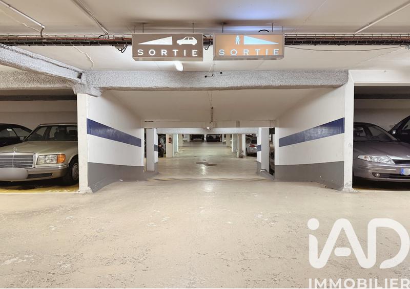 Parking - 12 m²