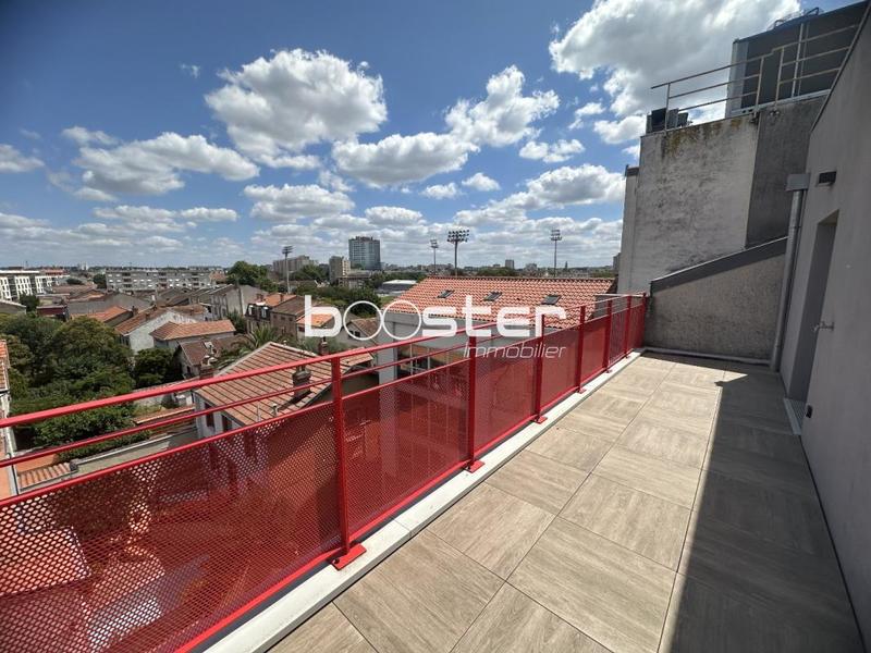 Appartement ancien - 92 m² - 4 pièces