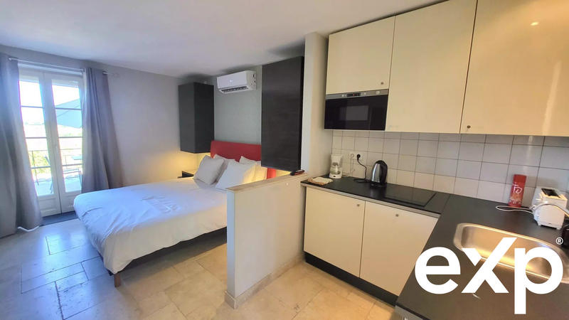 Manoir - 330 m² - 9 pièces