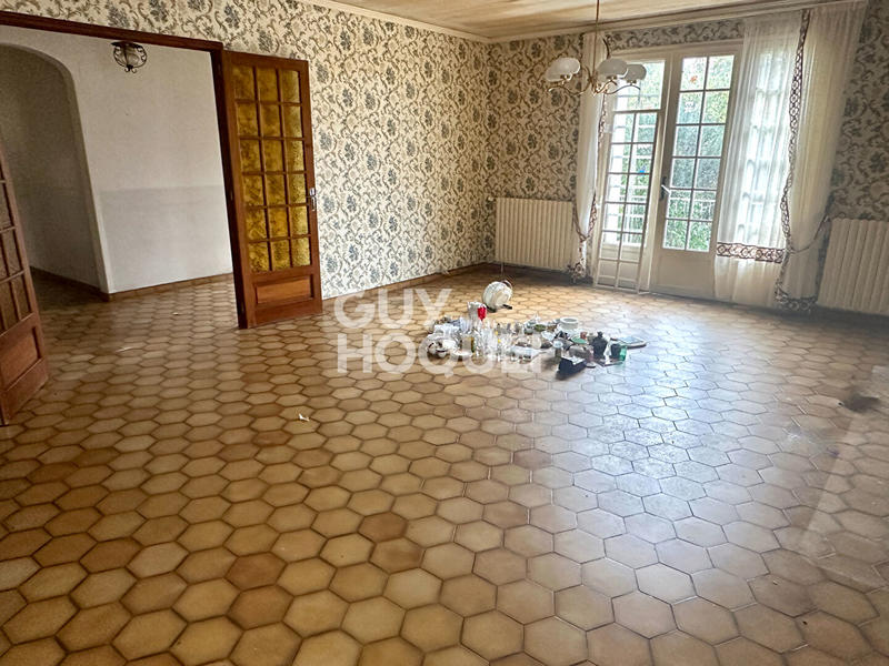 Maison - 171 m² - 9 pièces