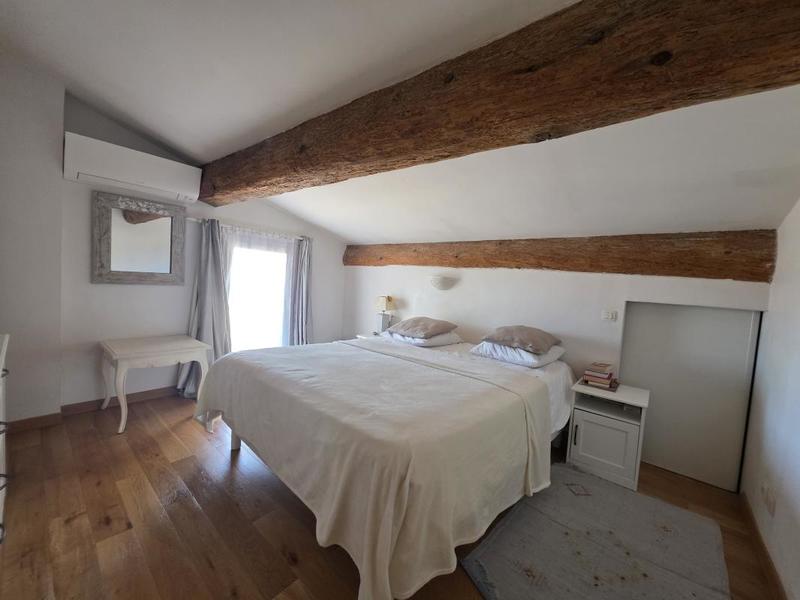 Loft - 145 m² - 5 pièces