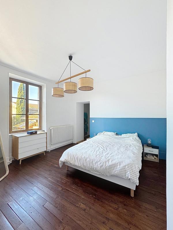 Maison - 185 m² - 7 pièces