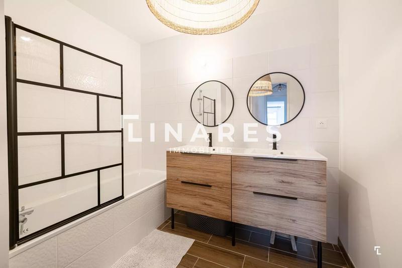 Appartement - 80 m² - 4 pièces