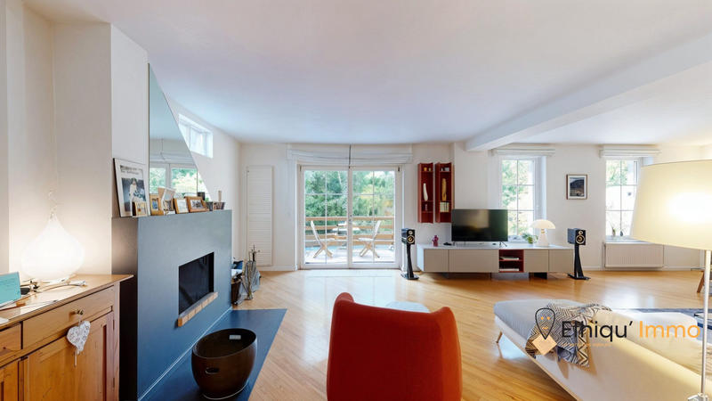 Maison - 171 m² - 5 pièces