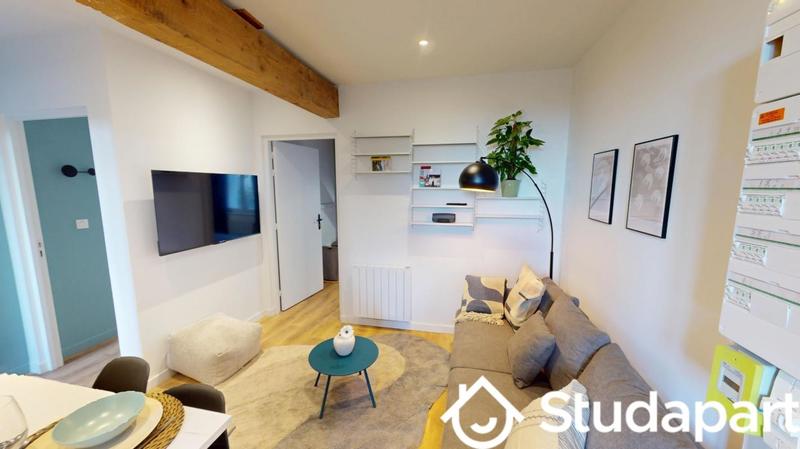 Chambre - 11 m² - 1 pièce