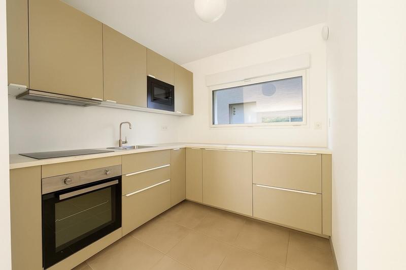 Maison - 93 m² - 5 pièces