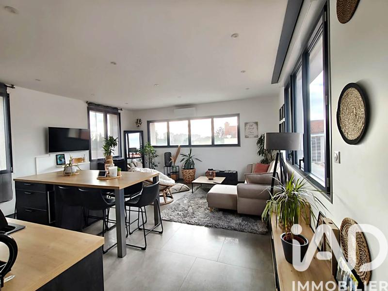 Loft - 72 m² - 4 pièces