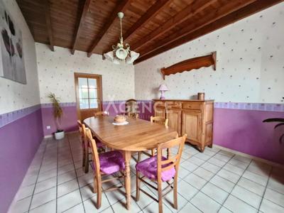 Maison - 99 m² - 4 pièces