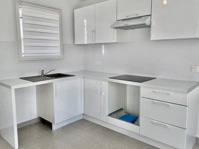 Maison - 81 m² - 4 pièces