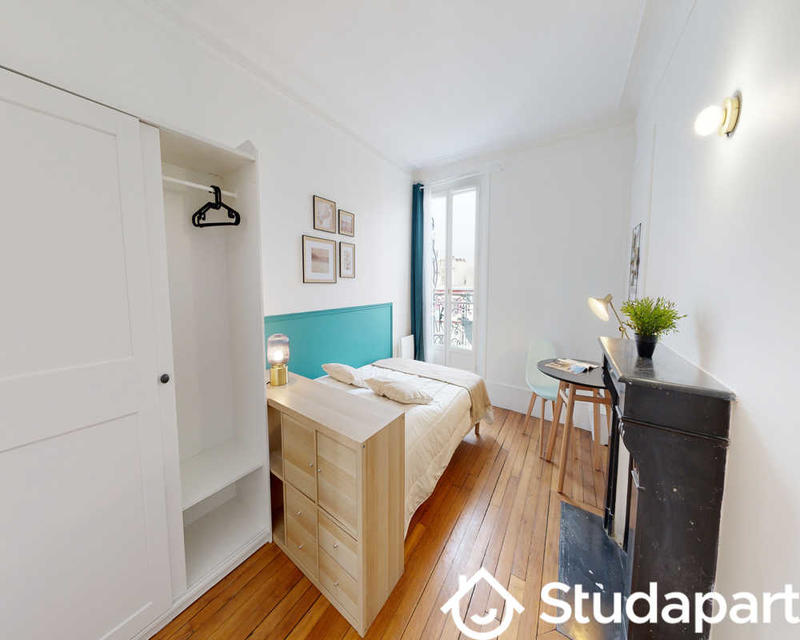 Chambre - 160 m² - 1 pièce