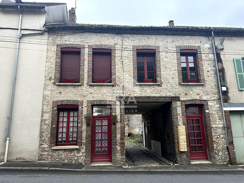 Maison - 80 m² - 4 pièces
