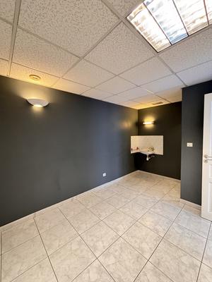 Local commercial - 139 m²