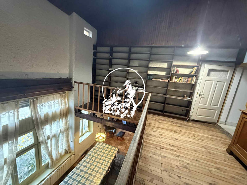 Maison - 213 m² - 6 pièces