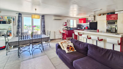 Maison - 140 m² - 7 pièces