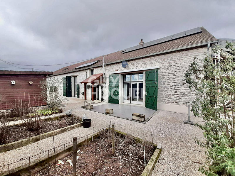 Maison - 413 m² - 7 pièces