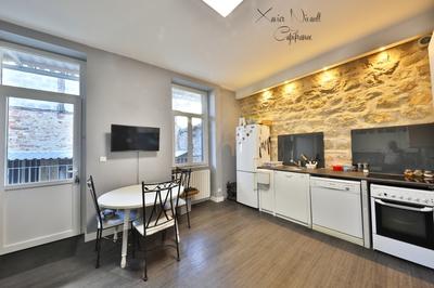 Maison - 170 m² - 7 pièces