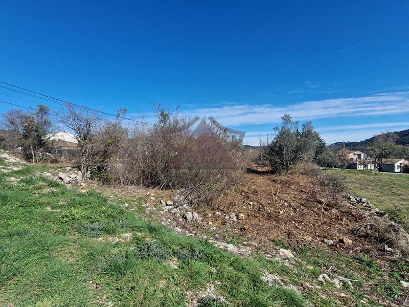 Terrain constructible - 868 m²