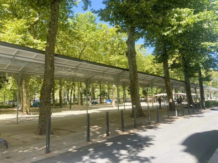 Appartement - 246 m² - 1 pièce