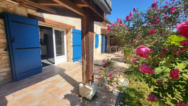 Maison de village - 210 m² - 5 pièces