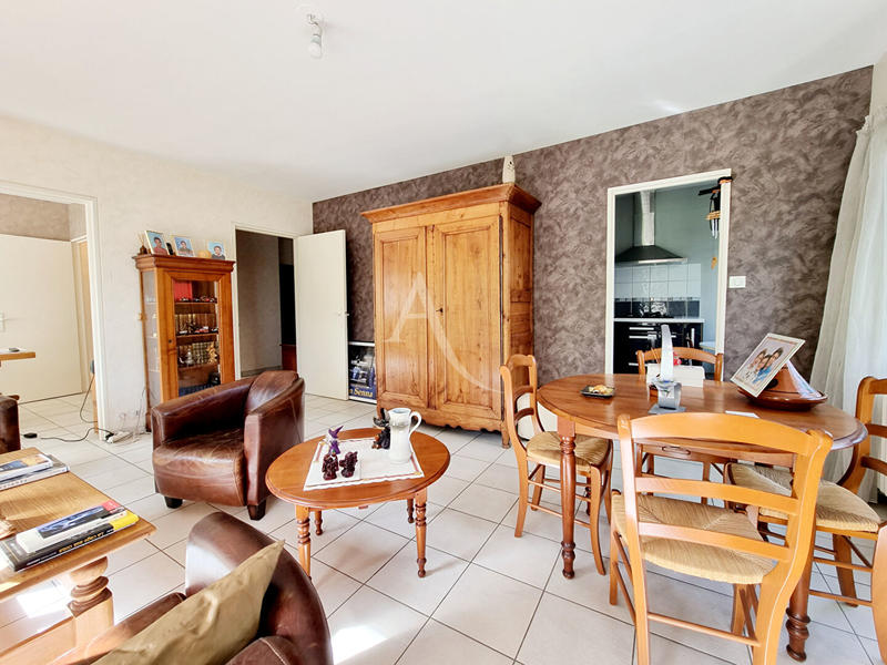 Appartement - 75 m² - 3 pièces