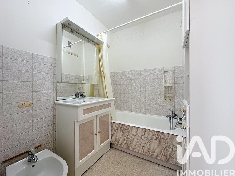 Appartement - 100 m² - 5 pièces