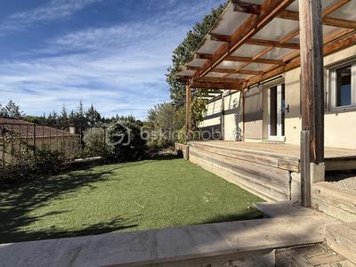 Maison traditionnelle - 73 m² - 3 pièces