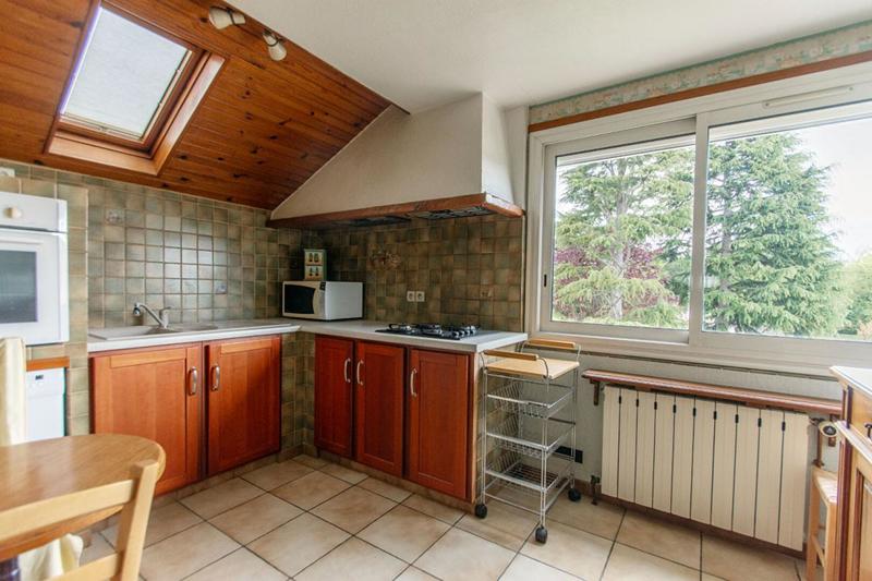 Maison - 232 m² - 11 pièces