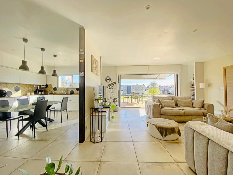 Maison - 145 m² - 4 pièces