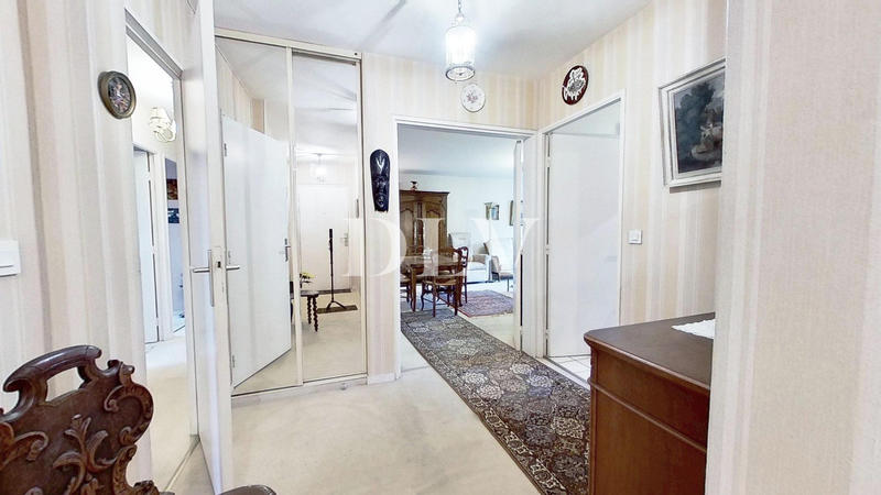 Appartement - 89 m² - 5 pièces