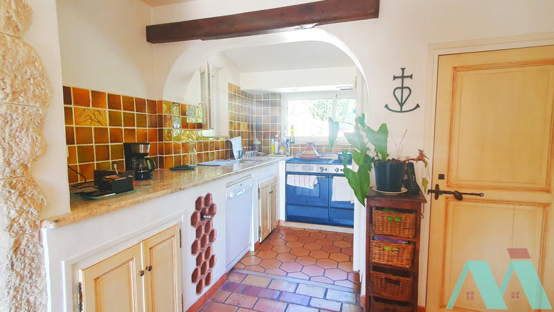 Maison - 198 m² - 7 pièces