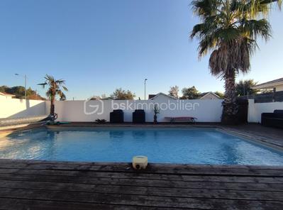 Maison - 93 m² - 4 pièces