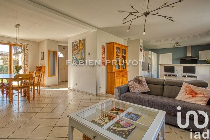 Maison - 145 m² - 6 pièces