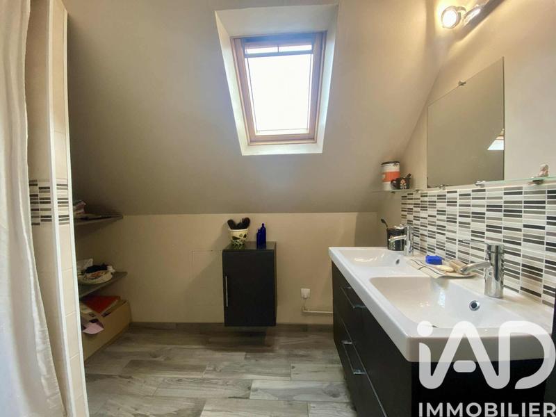 Maison - 105 m² - 6 pièces