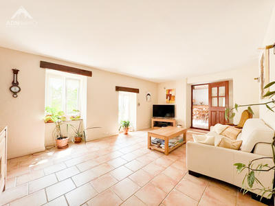 Maison - 200 m² - 6 pièces