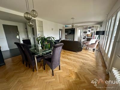 Appartement - 107 m² - 4 pièces
