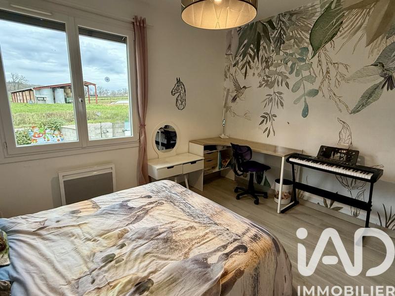 Maison - 170 m² - 8 pièces