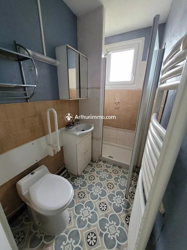 Maison - 92 m² - 5 pièces