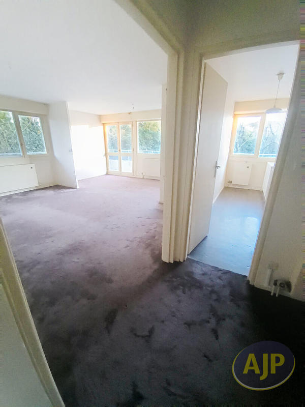 Appartement - 100 m² - 4 pièces