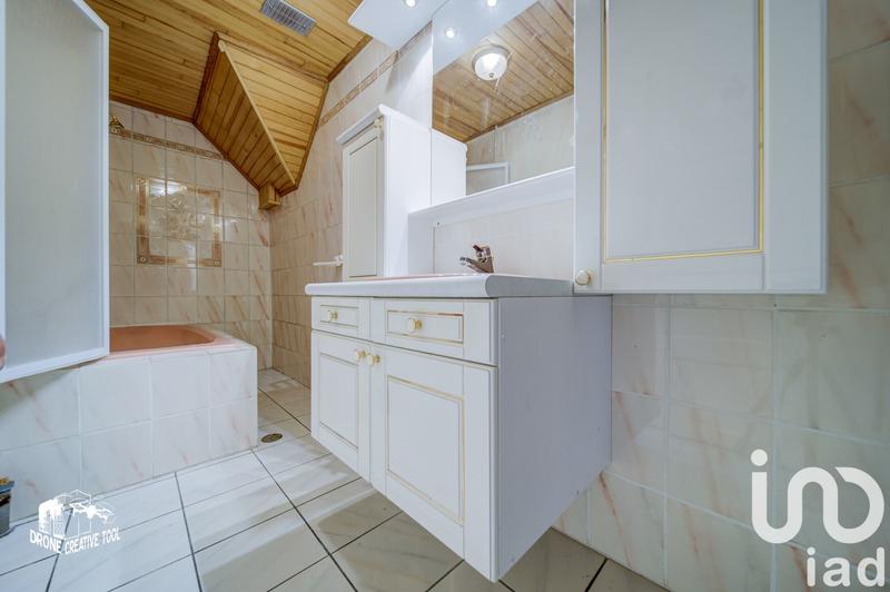 Maison - 148 m² - 7 pièces