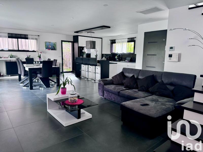 Maison de maîtres - 140 m² - 4 pièces