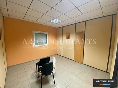 Bureau - 99 m²