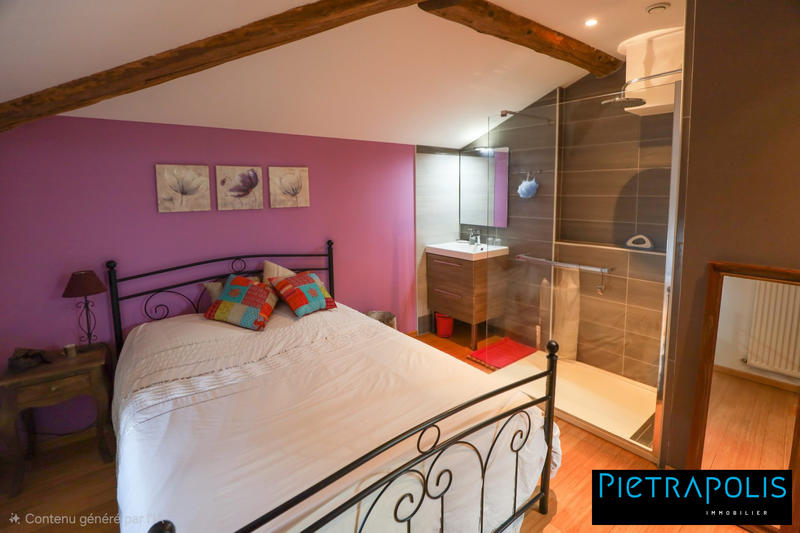 Maison ancienne - 181 m² - 7 pièces