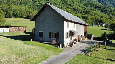 Maison - 127 m² - 8 pièces