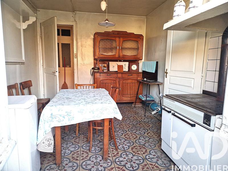 Maison de village - 202 m² - 9 pièces